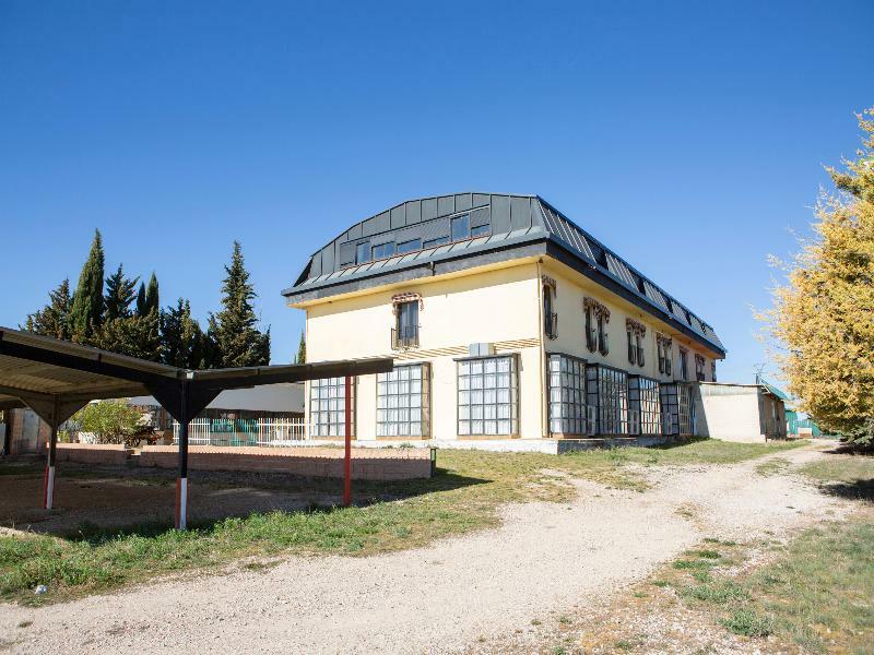 Hostal Rural El Cano By Vivere Stays Alpedrete Exterior photo