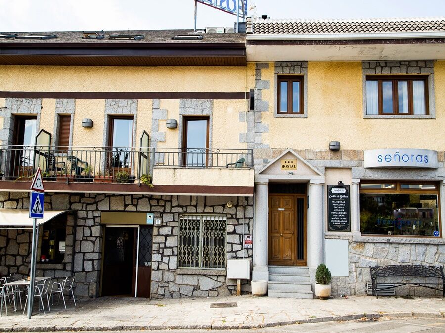 Hostal Rural El Cano By Vivere Stays Alpedrete Exterior photo